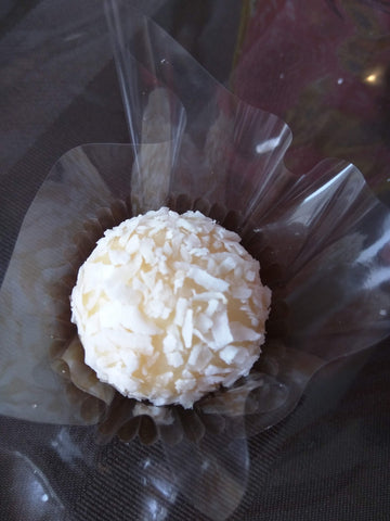 Little Kiss or Coconut Truffles 25